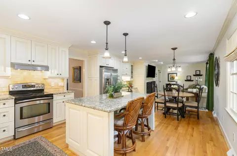 Kitchen - 2901 Augusta Ct, Raleigh, NC 27607 photo 1 of 6