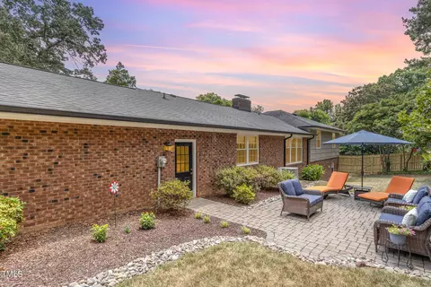 Exterior - 2901 Augusta Ct, Raleigh, NC 27607 photo 3 of 4