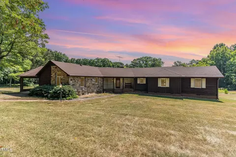 8450 Perry Rd, Graham, NC 27253