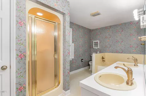 Bath - 8450 Perry Rd, Graham, NC 27253 photo 2 of 3