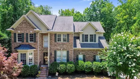 309 Edgemore Ave, Cary, NC 27519