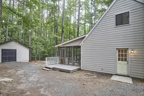 21 Gleewood Pl E, Durham, NC 27713 photo 2