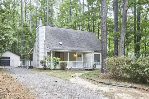 21 Gleewood Pl E, Durham, NC 27713 photo 1