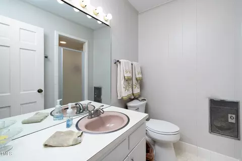 Bath - 6406 Arnold Rd, Raleigh, NC 27607 photo 2 of 3