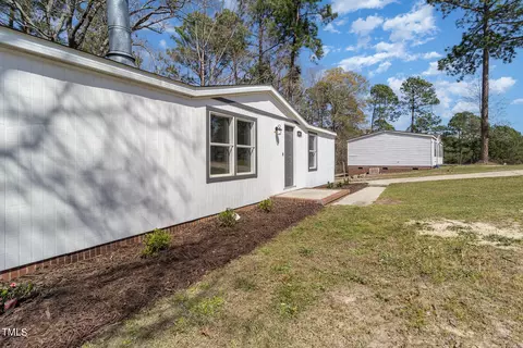 483 Winding Rdg, Sanford, NC 27332