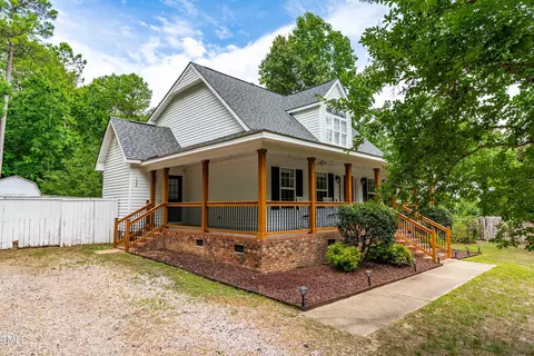 182 Wintergreen Dr, Garner, NC 27529 photo 4