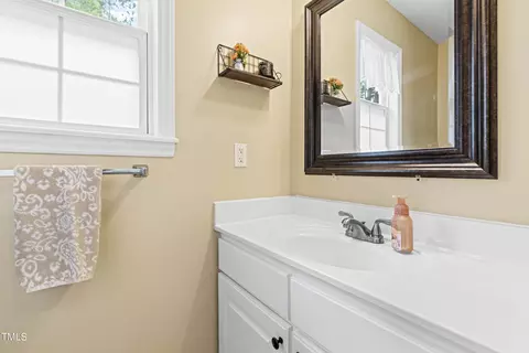 182 Wintergreen Dr, Garner, NC 27529 photo 18