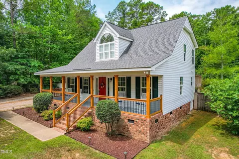182 Wintergreen Dr, Garner, NC 27529 photo 2