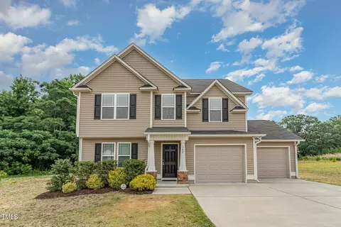 162 Willow Ridge Cir, Willow Spring, NC 27592