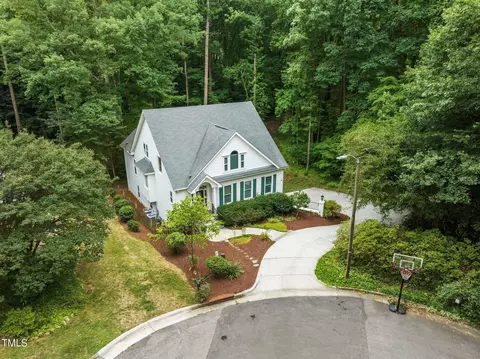 5700 Edgedale Dr, Raleigh, NC 27612