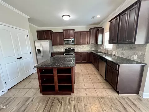 176 Sharpstone Ln, Clayton, NC 27527 photo 10