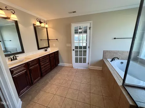 176 Sharpstone Ln, Clayton, NC 27527 photo 23