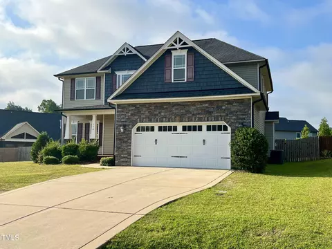 176 Sharpstone Ln, Clayton, NC 27527 photo 2