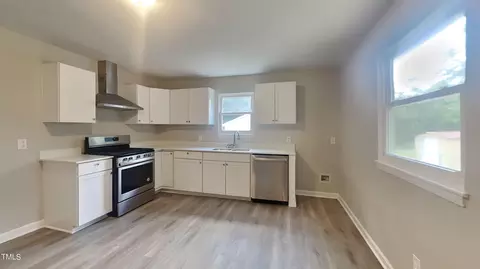 519 Walton St, Durham, NC 27703 photo 3