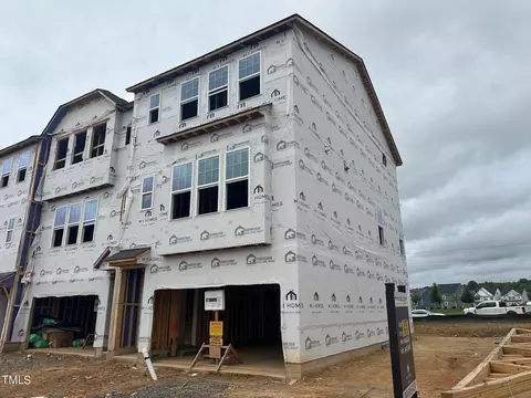 2300 Stevens Pass Sta #681, Apex, NC 27502