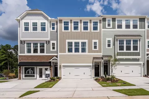 2107 Kettle Falls Sta #694, Apex, NC 27502