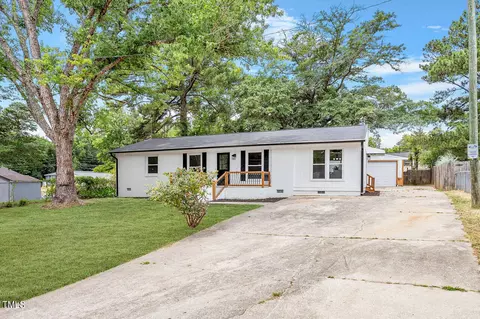103 Woodgate Dr, Garner, NC 27529
