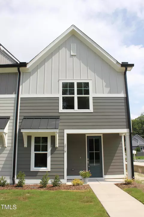 319 E Fourth, Wendell, NC 27591 photo 1