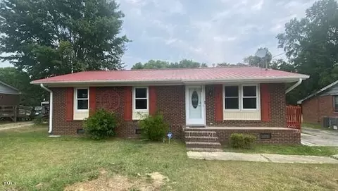 207 E Washington St, Lillington, NC 27546