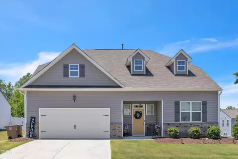 1053 Hazelmist Dr, Wake Forest, NC 27587