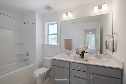 Bath - 8724 Maxine St #4, Willow Spring, NC 27592 photo 5 of 5