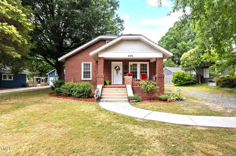 426 Parkview Dr, Burlington, NC 27215