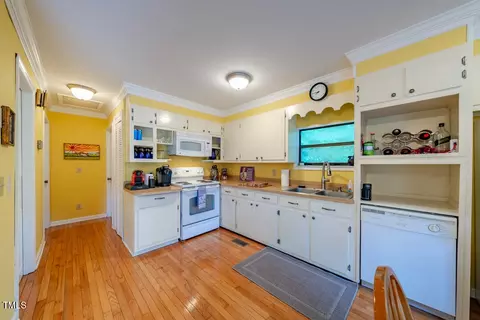 183 Stover Davis Rd, Leasburg, NC 27291 photo 12