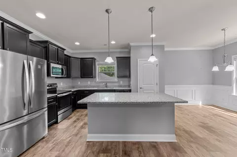 Kitchen - 95 Longo Ln, Benson, NC 27504 photo 5 of 6