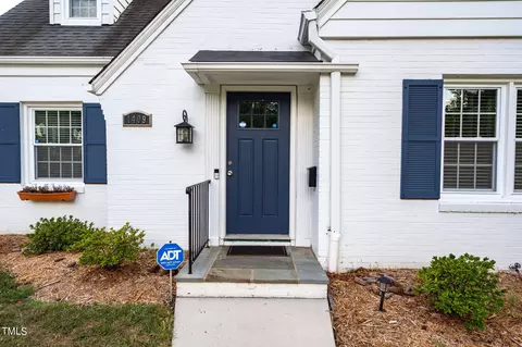 1409 Garland Dr, Greensboro, NC 27408