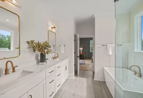 Bath - 5402 Garrett Rd, Durham, NC 27707 photo 3 of 5