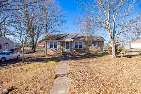 311 S High St, Eden, NC 27288