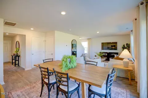 Dining - 3609 Drafton Dr, Raleigh, NC 27610 photo 1 of 2