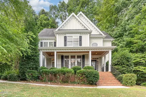 172 Townsend Dr, Clayton, NC 27527