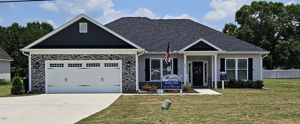  805 S Caswell St, La Grange, NC 28551 photo 1
