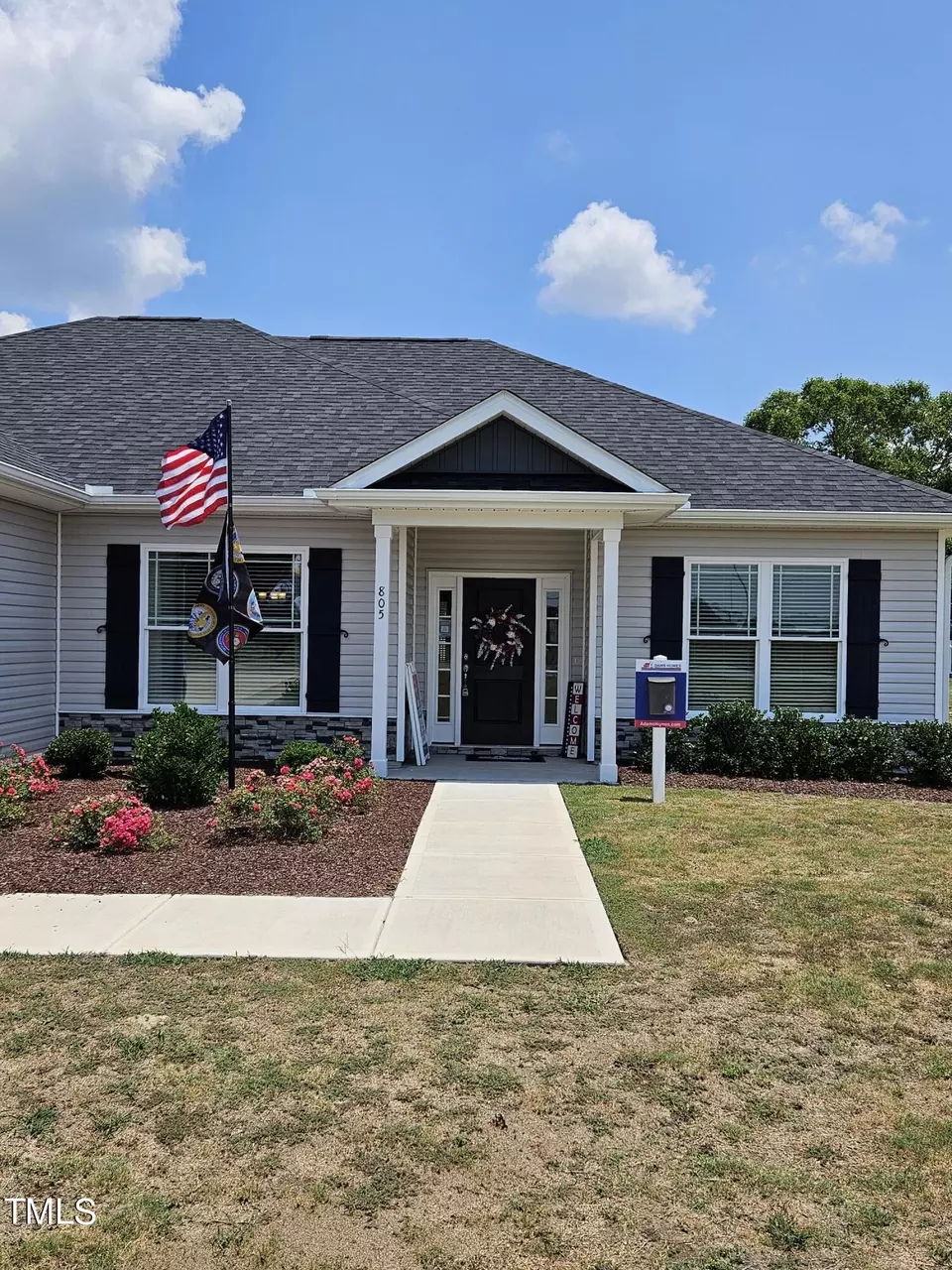  805 S Caswell St, La Grange, NC 28551 photo 3