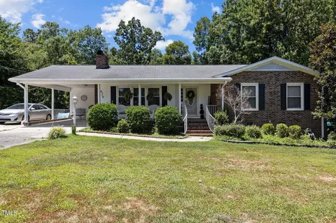 920 Danbury Dr, Durham, NC 27703