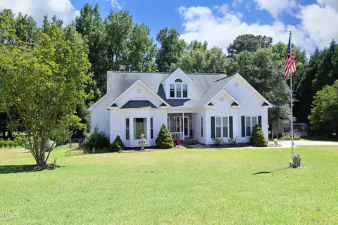 243 Bradley Dr, Benson, NC 27504