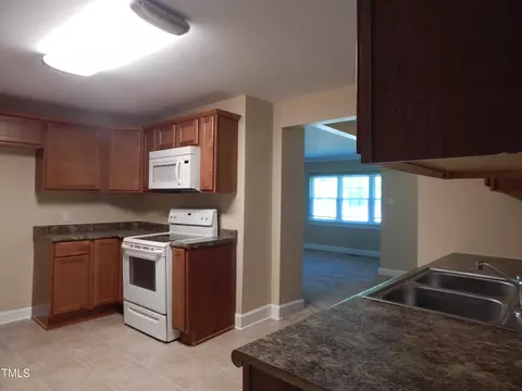 2129 S Roxboro St, Durham, NC 27707 photo 13