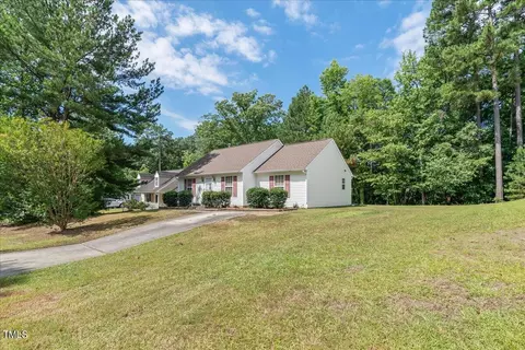 220 Hickory Glen Ln, Durham, NC 27703