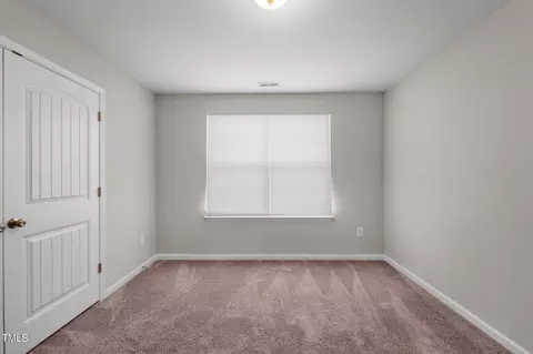 Bedroom - 2129 Campbell Loop, Burlington, NC 27215 photo 4 of 5