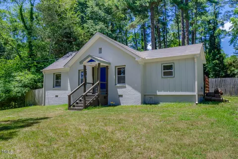 13 Meadowbrook Ave, Durham, NC 27712