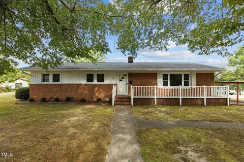 302 S Cheatham St, Franklinton, NC 27525