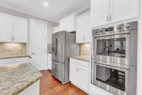 Kitchen - 1022 Bookmark Trl, Durham, NC 27703 photo 5 of 6