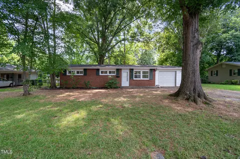 511 Stokes Rd, Graham, NC 27253