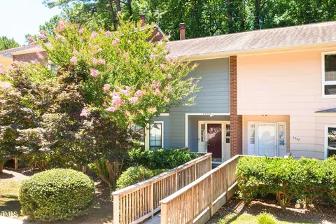 5955 Dixon Dr, Raleigh, NC 27609