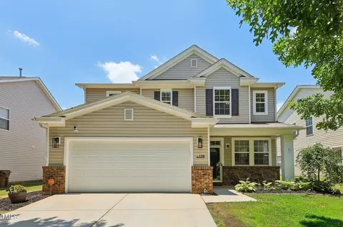 129 Milpass Dr, Holly Springs, NC 27540
