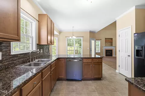 71 Speight Ln, Garner, NC 27529 photo 9