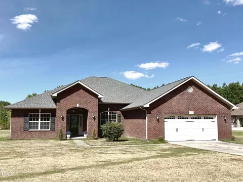 204 Talmadge Farm Dr, Archer Lodge, NC 27527