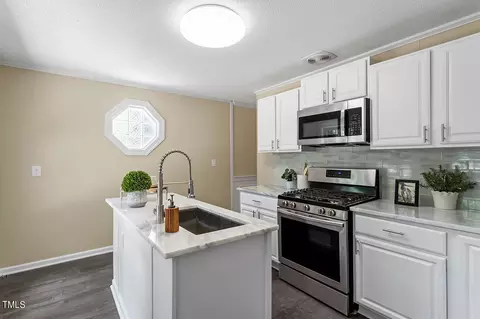 1410 Valley Rd, Garner, NC 27529 photo 6