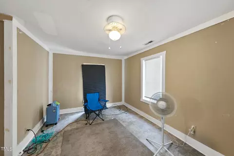 907 Blount St, Smithfield, NC 27577 photo 4